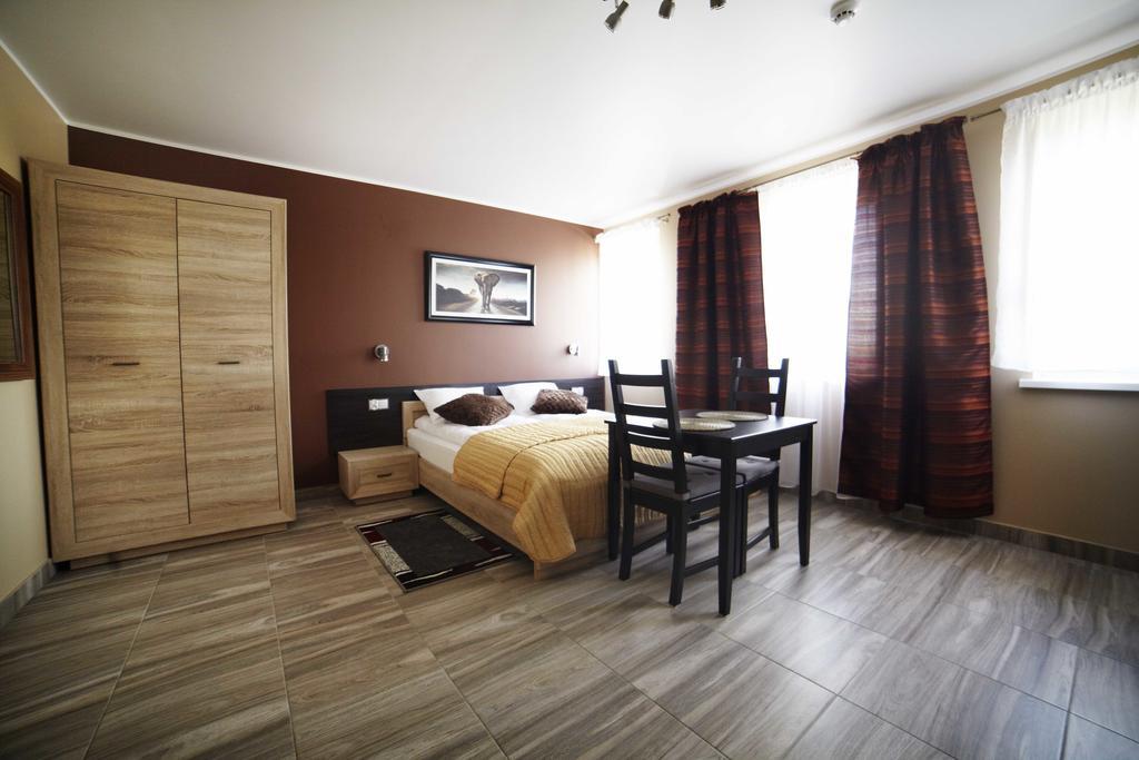 Comfort-24 Slupca Luaran gambar