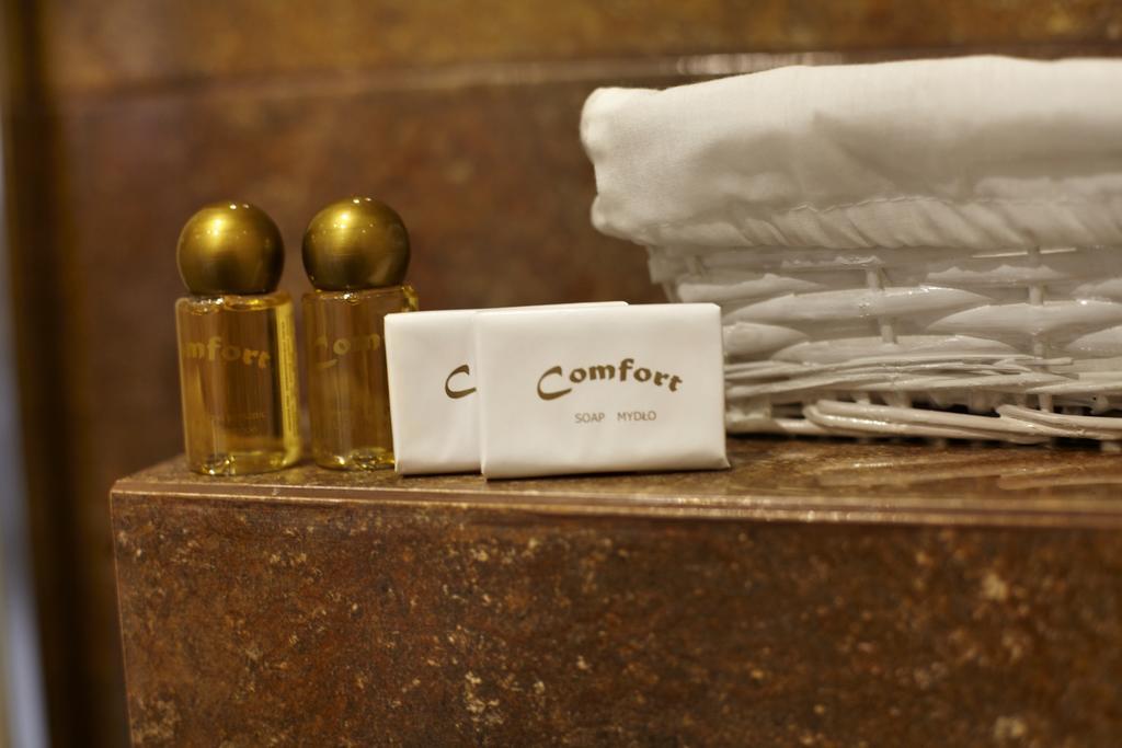 Comfort-24 Slupca Luaran gambar
